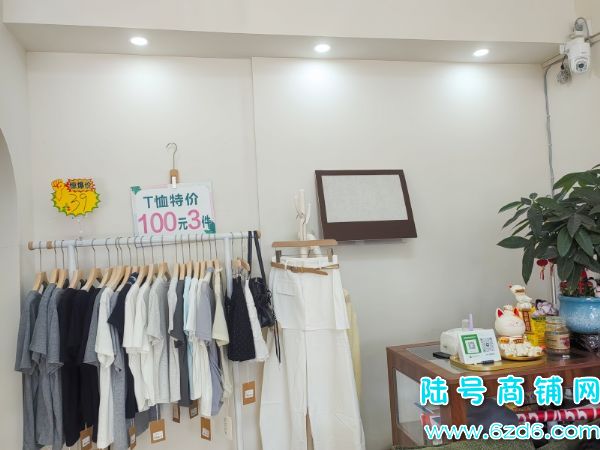 ��½�ţ������������㳡25ƽ��װ��ת��ʵ��ͼƬ