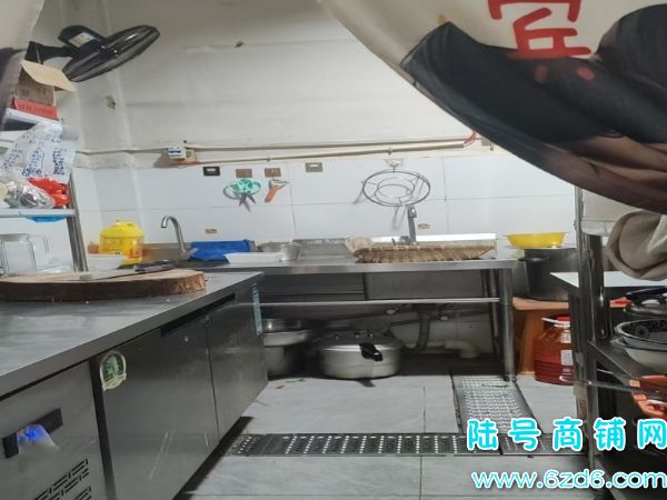 ��½�ţ�ũó�г������棬����������ʯ·������ת��ʵ��ͼƬ